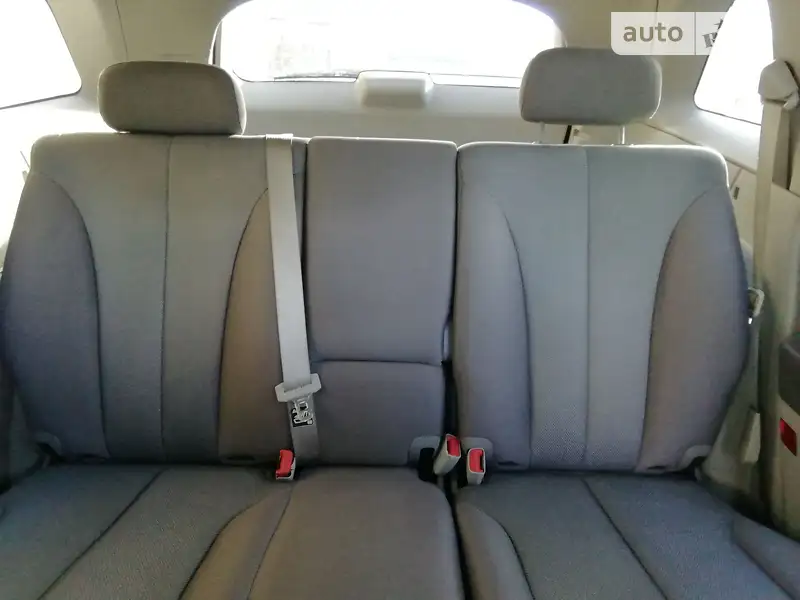 Chrysler Pacifica 2006 VIN 2A4GM48406R865318 фото оголошення 2 з 24