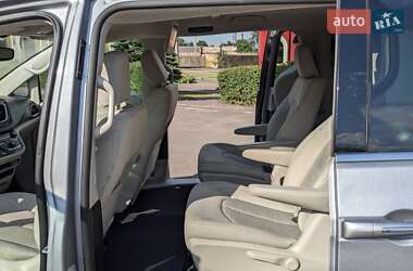 Минивэн Chrysler Pacifica 2018 в 