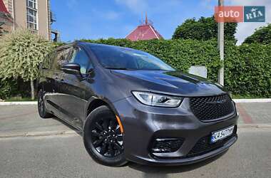 chrysler pacifica 2021 в Київ від професійного продавця Вікторія Віткова