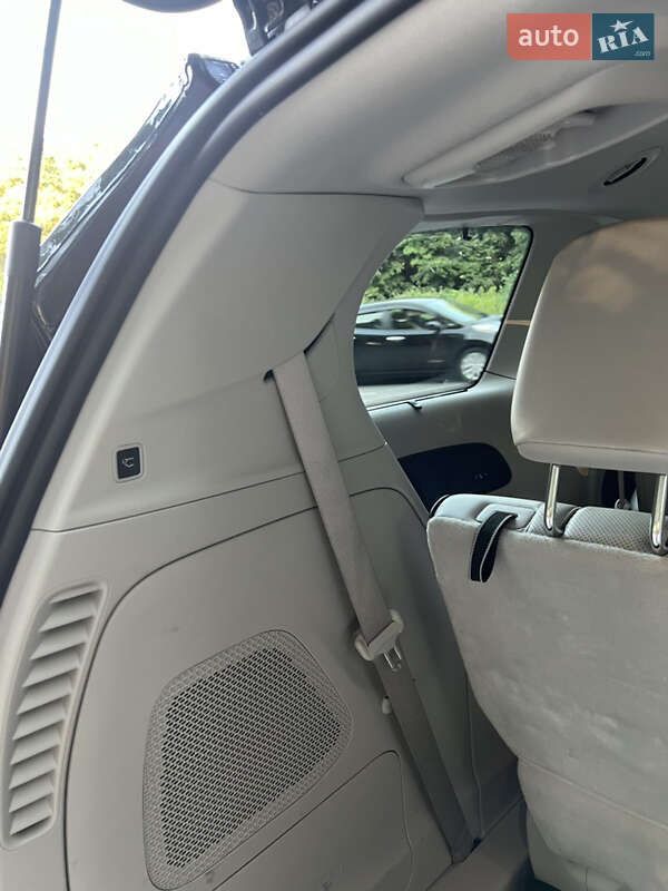 Мінівен Chrysler Pacifica 2021 в Вінниці