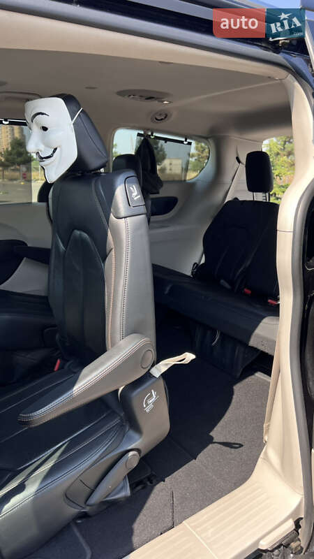 Минивэн Chrysler Pacifica 2017 в Одессе фото 12 Минивэн Chrysler Pacifica 2017 в Одессе