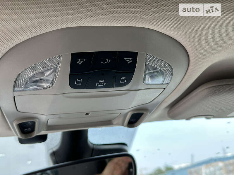 Минивэн Chrysler Pacifica 2020 в Ирпене