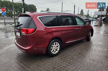 Минивэн Chrysler Pacifica 2020 в Хмельницком