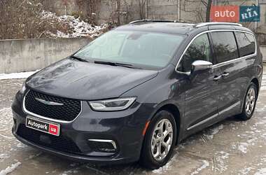 Минивэн Chrysler Pacifica 2020 в Киеве