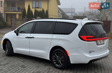 Минивэн Chrysler Pacifica 2020 в Стрые