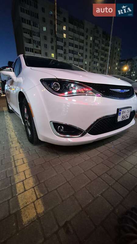 Минивэн Chrysler Pacifica 2020 в Одессе фото 6 Минивэн Chrysler Pacifica 2020 в Одессе