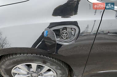 Мінівен Chrysler Pacifica 2020 в 