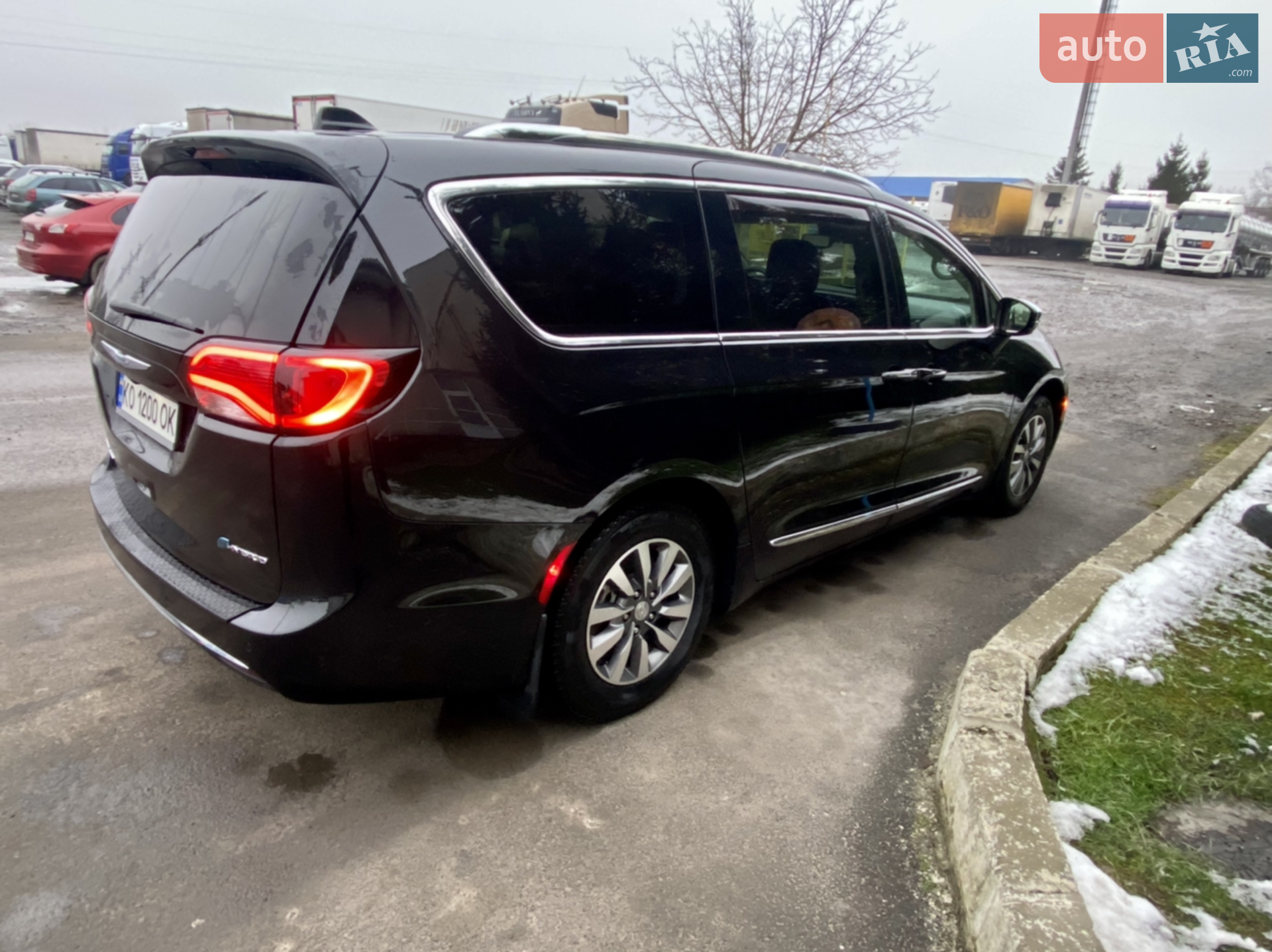 2020 Chrysler Pacifica - мініатюра 5
