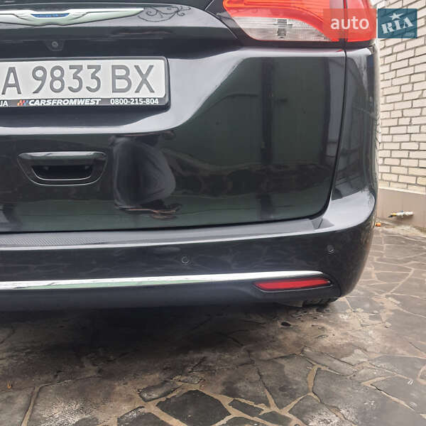 Минивэн Chrysler Pacifica 2016 в Ахтырке