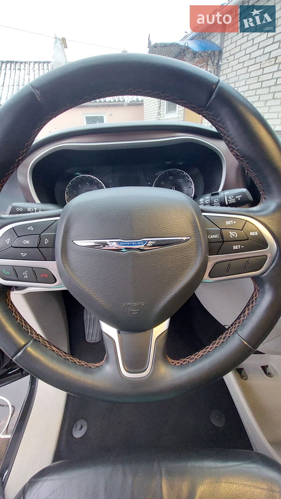 2016 Chrysler Pacifica - мініатюра 36