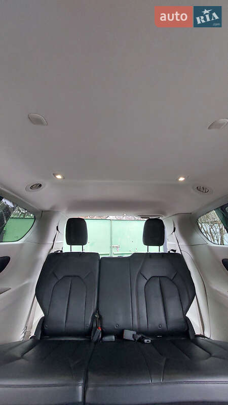 Минивэн Chrysler Pacifica 2016 в Ахтырке
