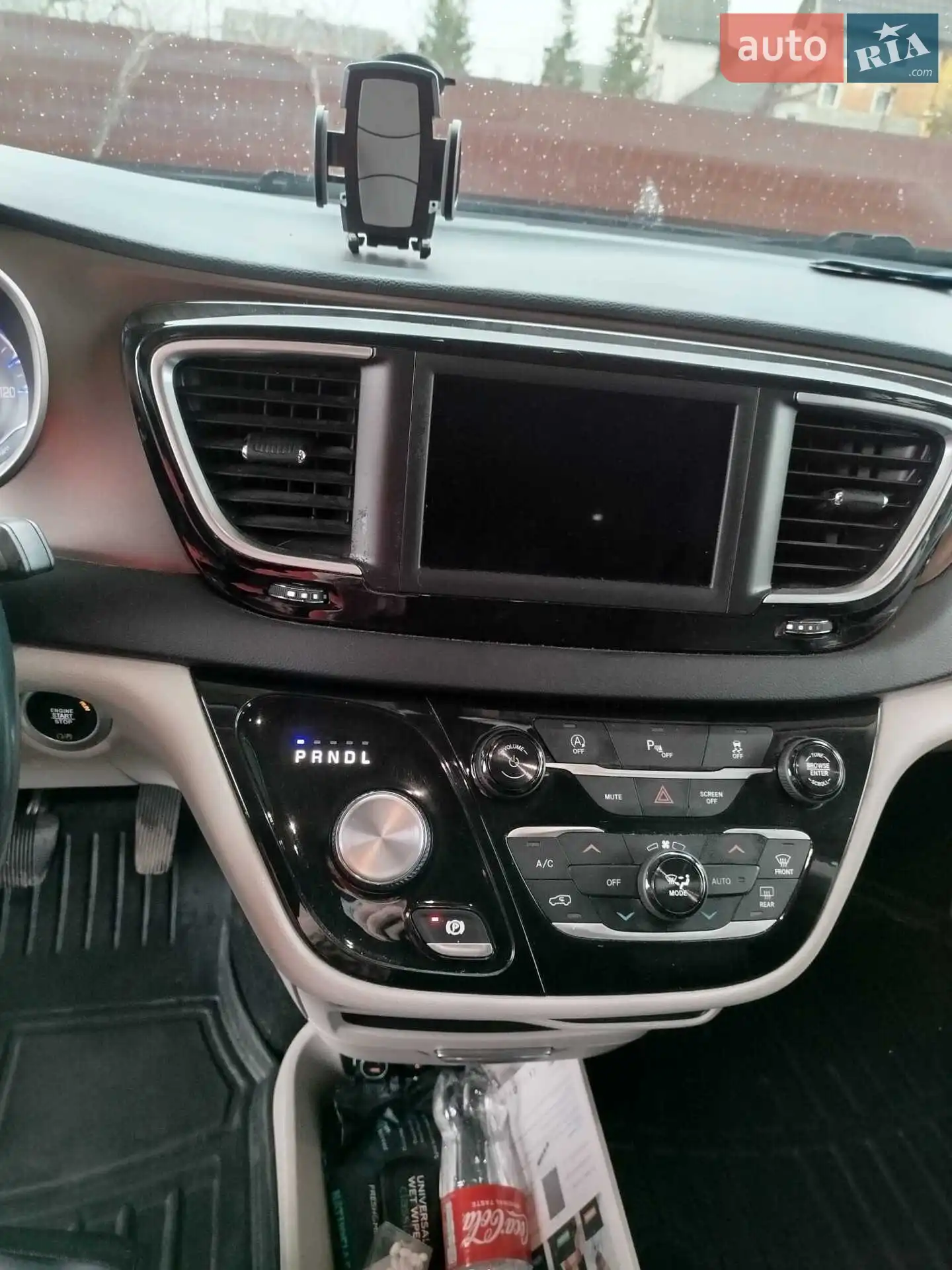 2017 Chrysler Pacifica - мініатюра 11