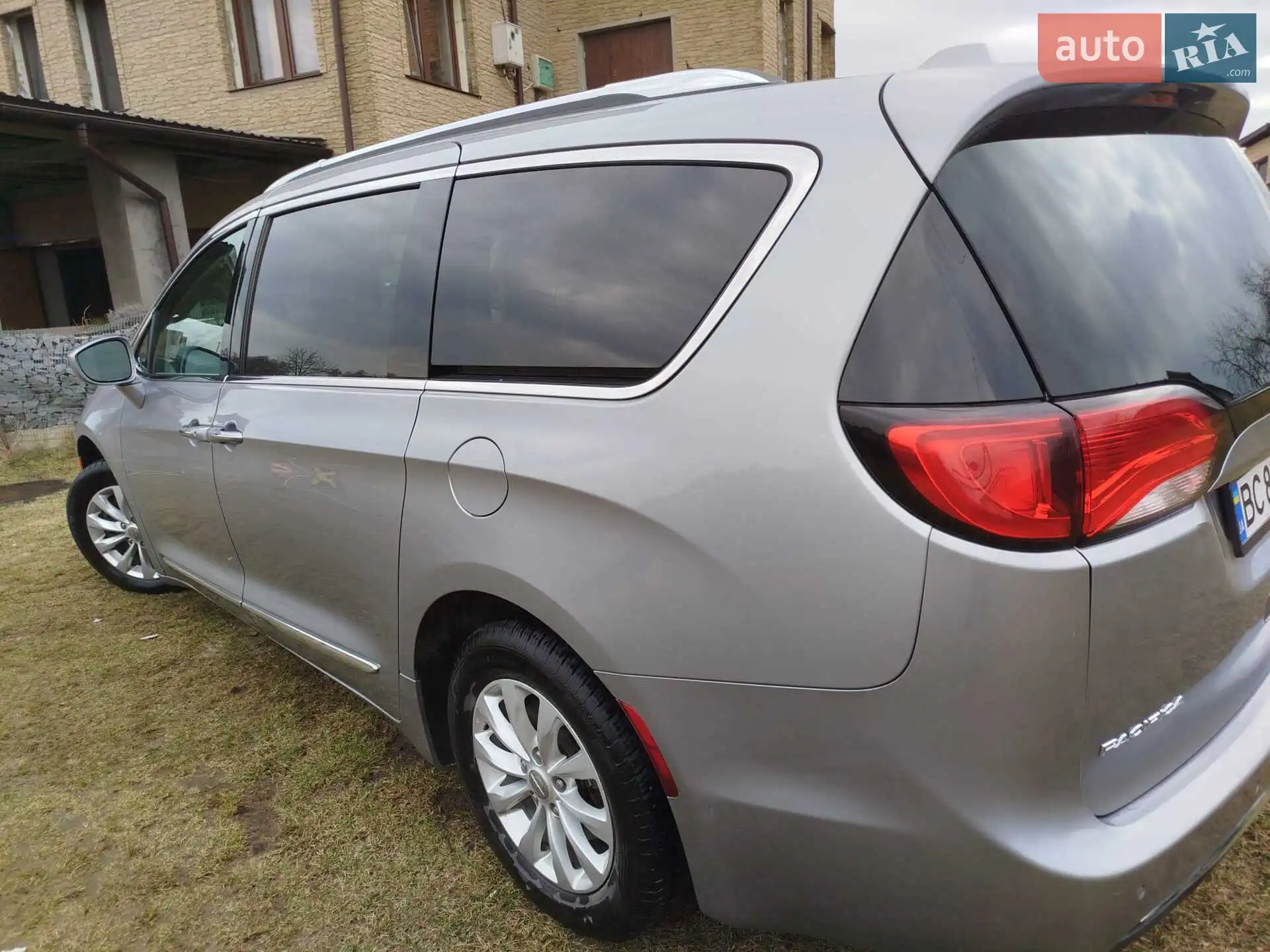2017 Chrysler Pacifica - мініатюра 14
