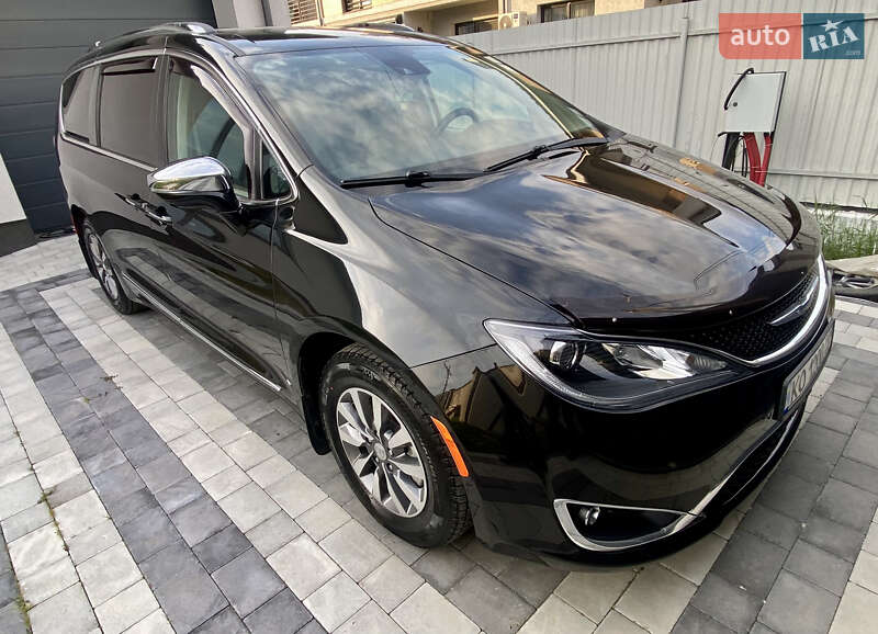 Chrysler Pacifica 2020