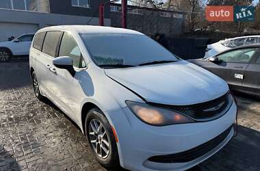 Минивэн Chrysler Pacifica 2017 в Луцке