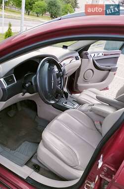 Минивэн Chrysler Pacifica 2006 в 