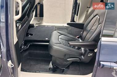 Мінівен Chrysler Pacifica 2018 в Рівному