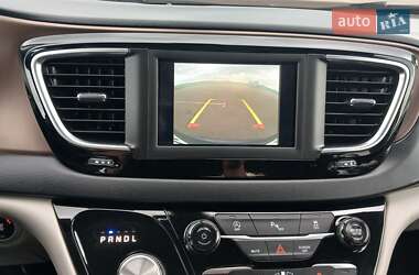 Мінівен Chrysler Pacifica 2018 в Рівному