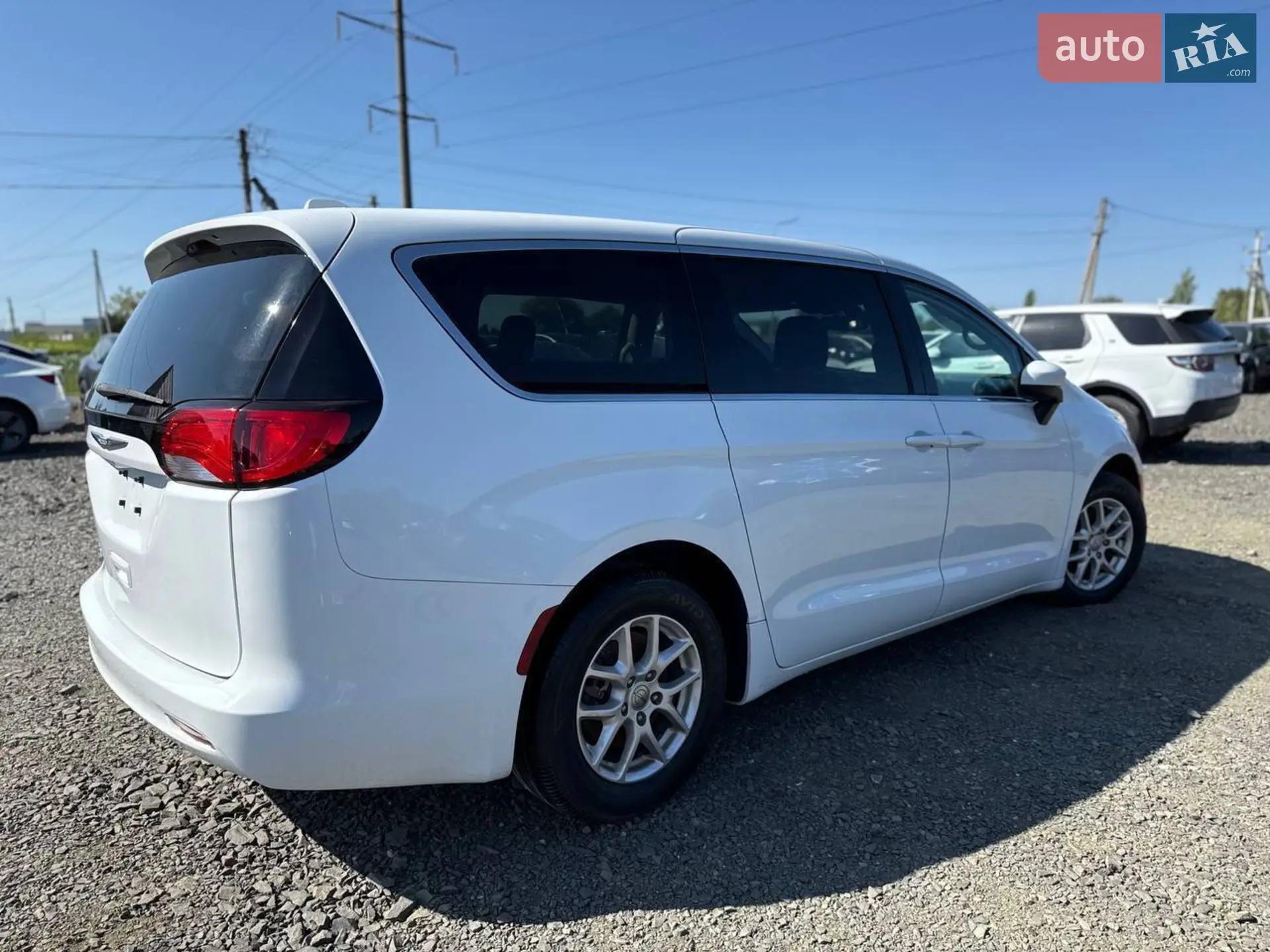 2017 Chrysler Pacifica - мініатюра 4