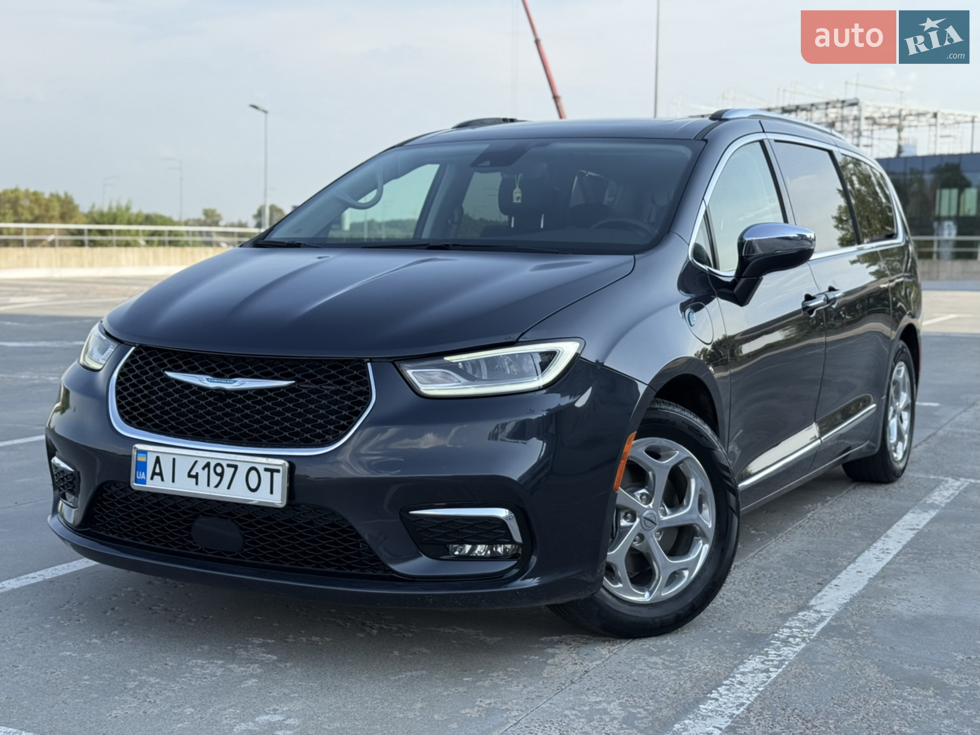 2020 Chrysler Pacifica - мініатюра 2