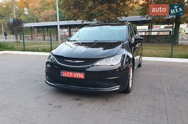 Мінівен Chrysler Pacifica 2020 в Києві