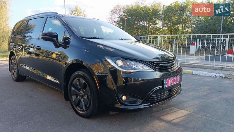 Минивэн Chrysler Pacifica 2019 в Полтаве
