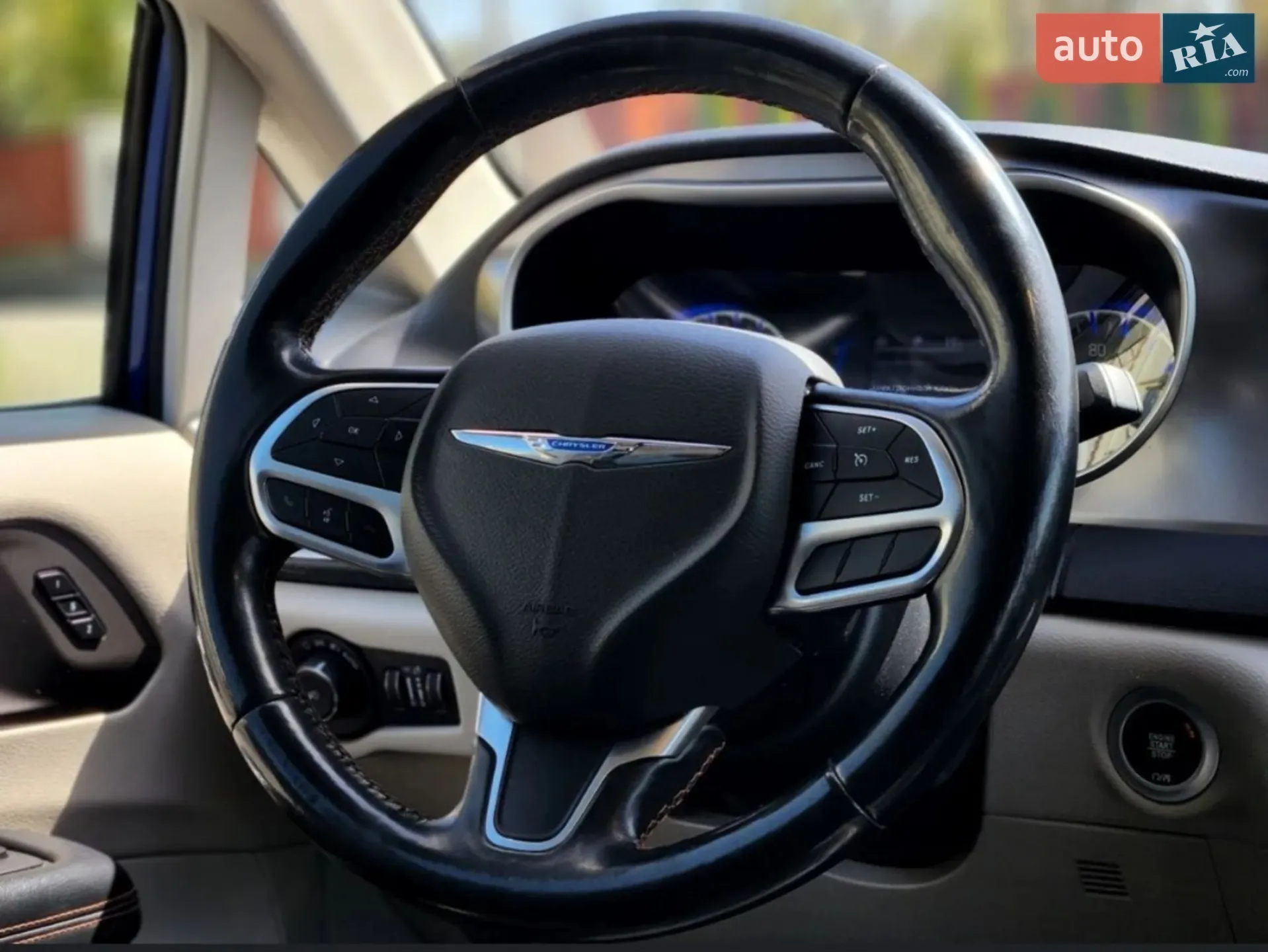 2020 Chrysler Pacifica - мініатюра 23