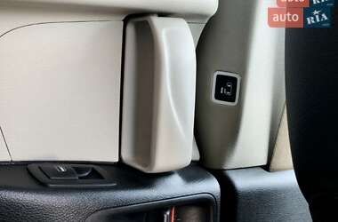 Минивэн Chrysler Pacifica 2020 в Киеве