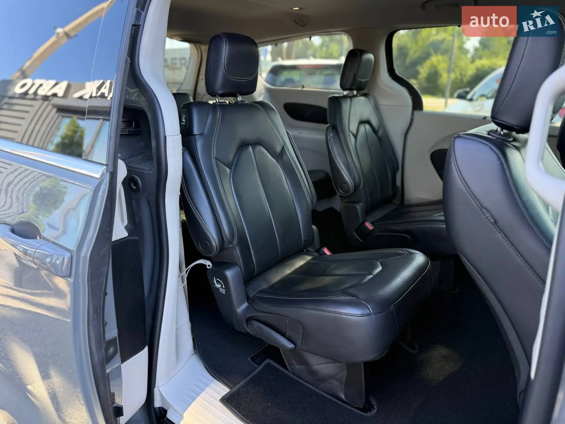 2022 Chrysler Pacifica - мініатюра 26