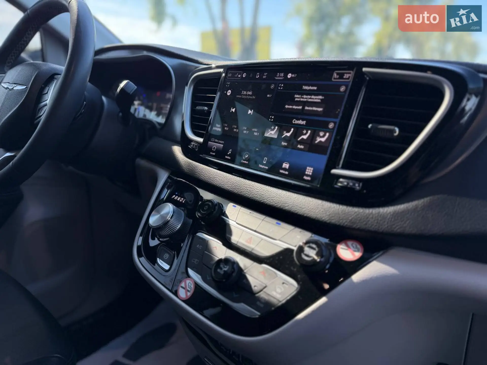 2022 Chrysler Pacifica - мініатюра 31