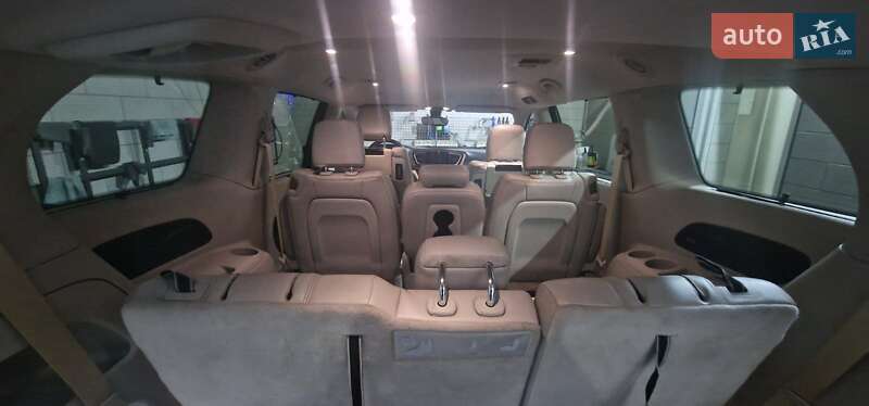 Минивэн Chrysler Pacifica 2016 в Киеве