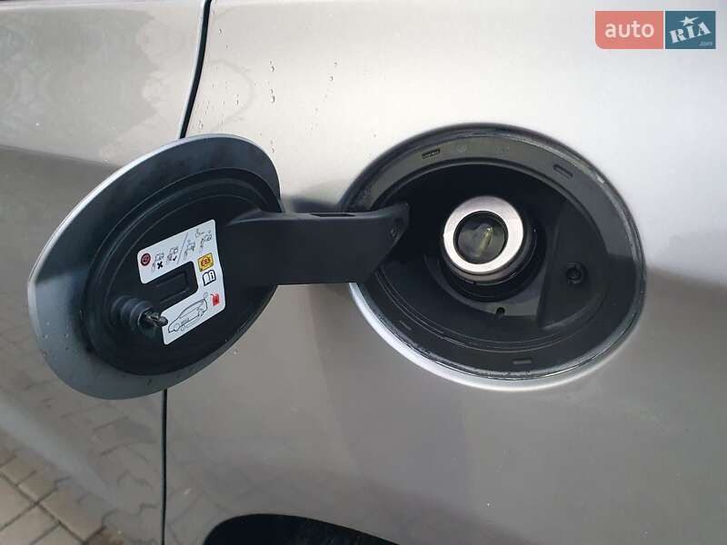 Мінівен Chrysler Pacifica 2020 в Києві