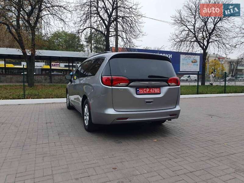 Мінівен Chrysler Pacifica 2021 в Києві фото 6 Мінівен Chrysler Pacifica 2021 в Києві