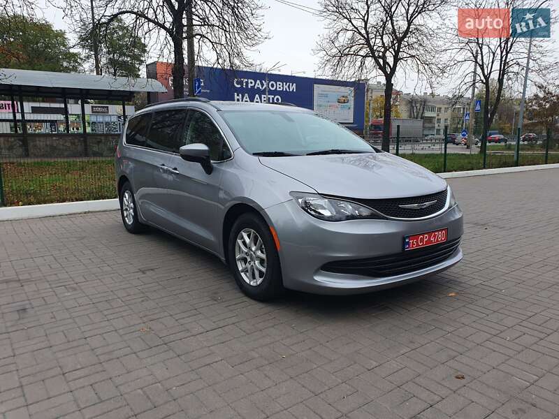 Мінівен Chrysler Pacifica 2021 в Києві фото 18 Мінівен Chrysler Pacifica 2021 в Києві