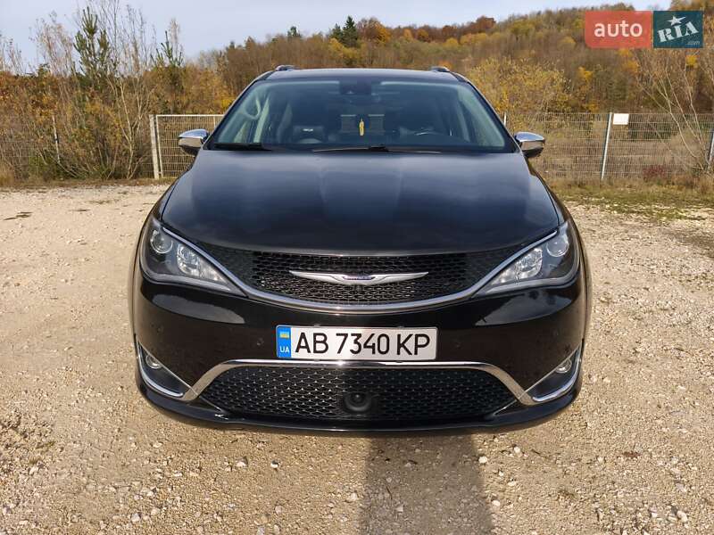 Универсал Chrysler Pacifica 2019 в Виннице фото 2 Универсал Chrysler Pacifica 2019 в Виннице