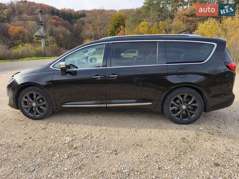 Универсал Chrysler Pacifica 2019 в Виннице фото 6 Универсал Chrysler Pacifica 2019 в Виннице