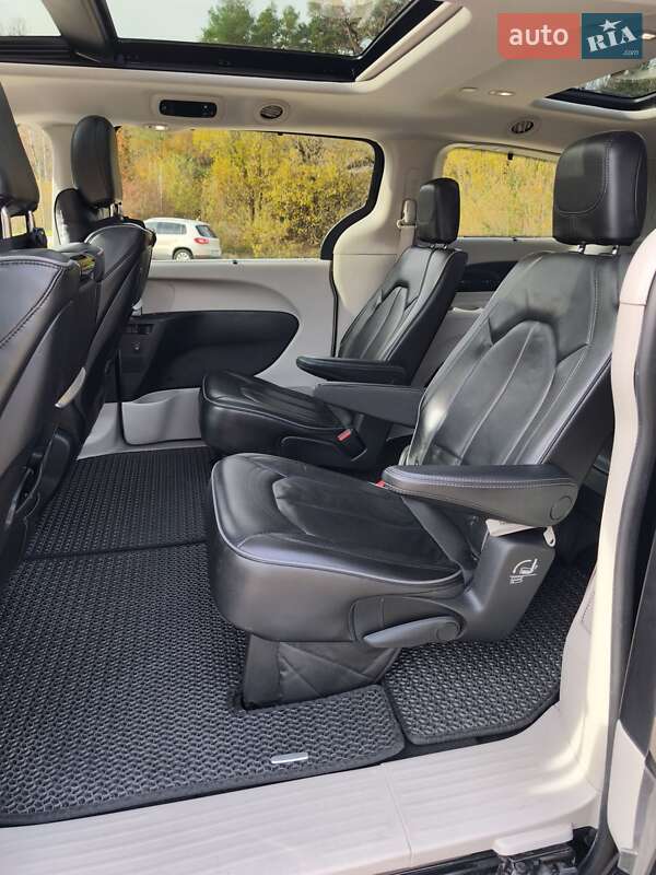 Универсал Chrysler Pacifica 2019 в Виннице фото 17 Универсал Chrysler Pacifica 2019 в Виннице
