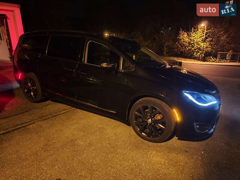 Универсал Chrysler Pacifica 2019 в Виннице фото 27 Универсал Chrysler Pacifica 2019 в Виннице