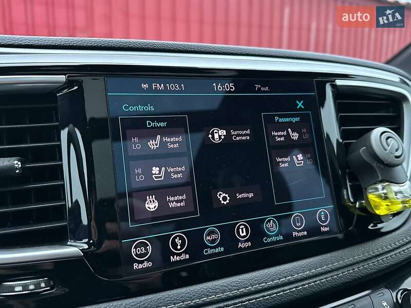 Минивэн Chrysler Pacifica 2019 в Киеве фото 11 Минивэн Chrysler Pacifica 2019 в Киеве