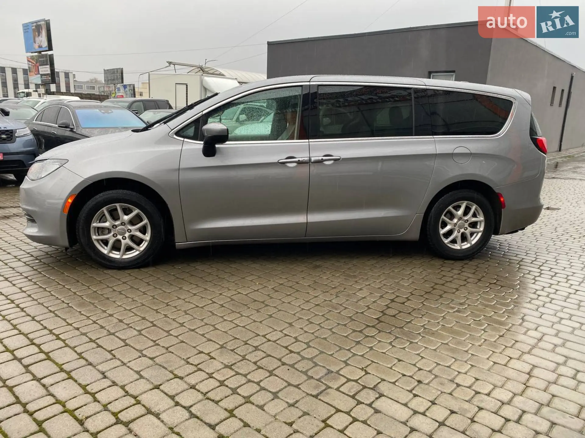 2016 Chrysler Pacifica - мініатюра 4