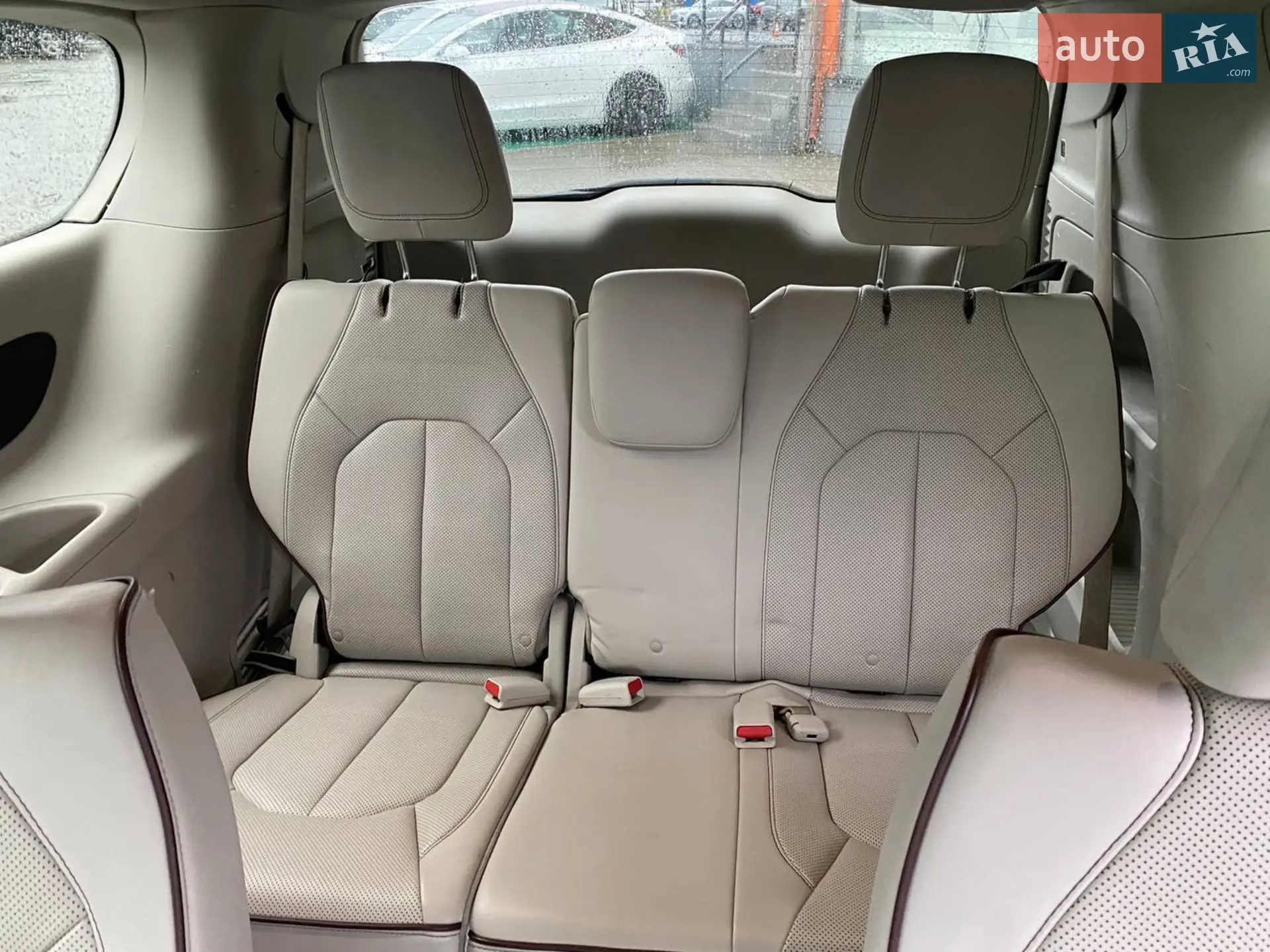 2016 Chrysler Pacifica - мініатюра 21
