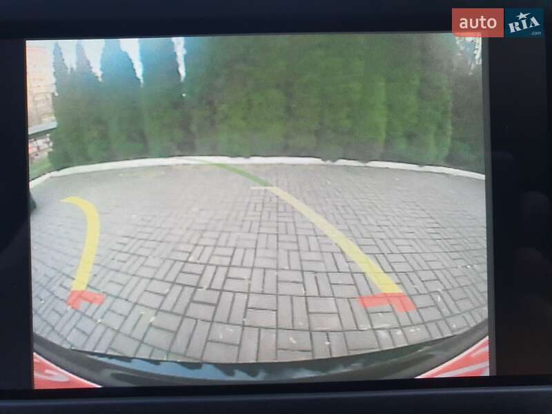 Мінівен Chrysler Pacifica 2020 в Києві