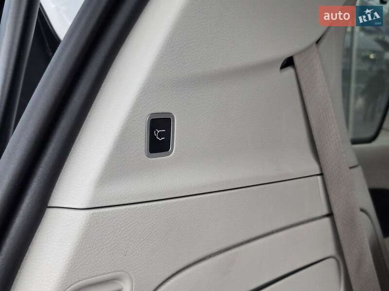 Минивэн Chrysler Pacifica 2017 в Киеве