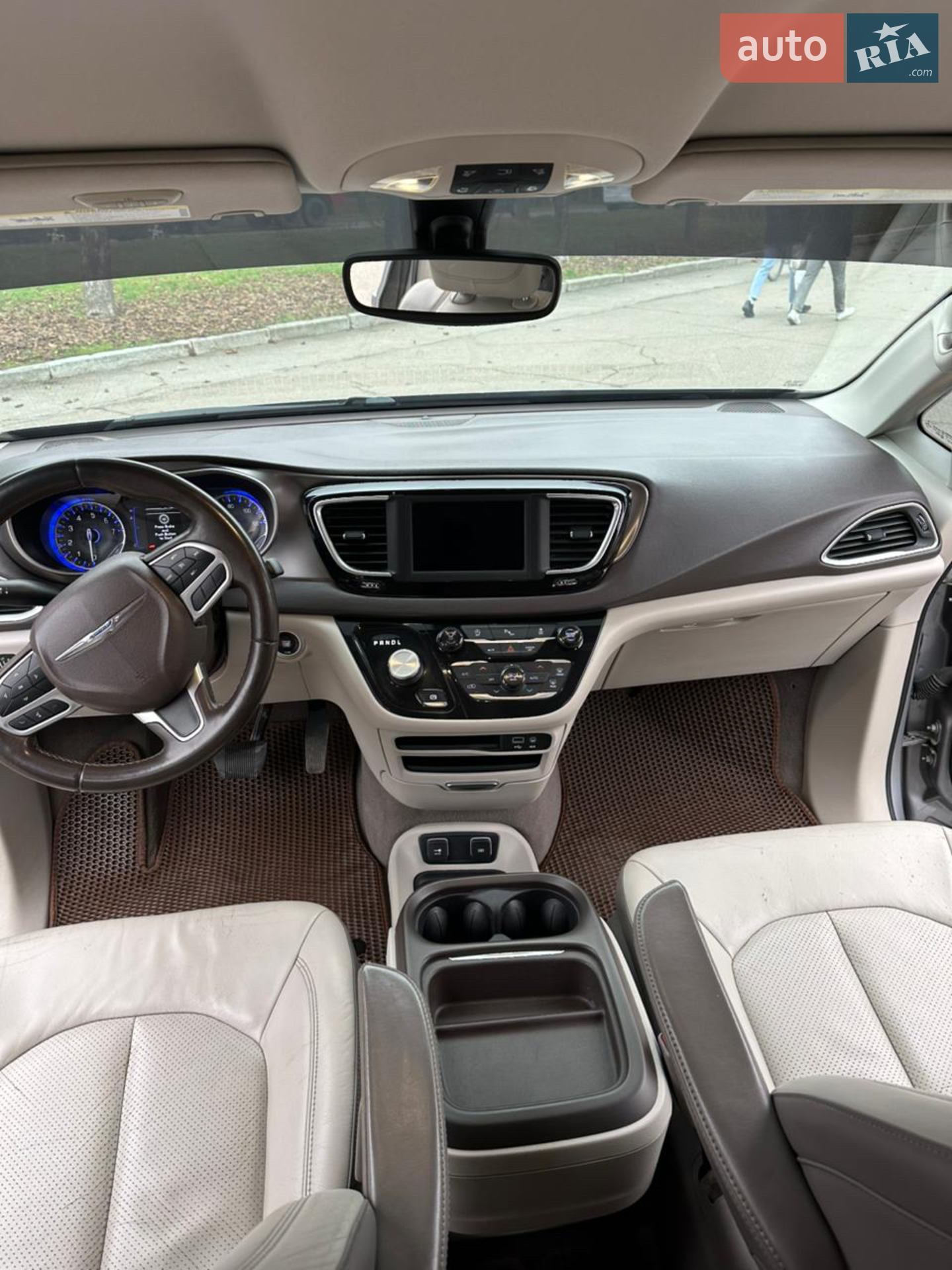 Chrysler Pacifica 2017 VIN 2C4RC1BGXJR142846 фото оголошення 7 з 13