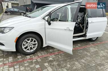 Мінівен Chrysler Pacifica 2020 в Івано-Франківську