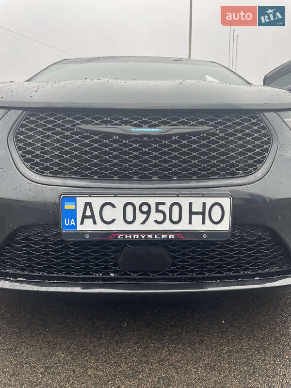 Мінівен Chrysler Pacifica 2023 в Ковелі