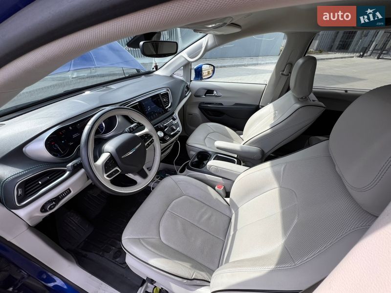 Минивэн Chrysler Pacifica 2020 в Черкассах