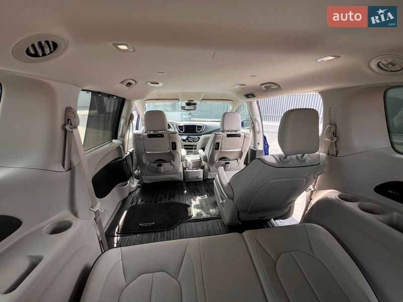 Минивэн Chrysler Pacifica 2020 в Черкассах