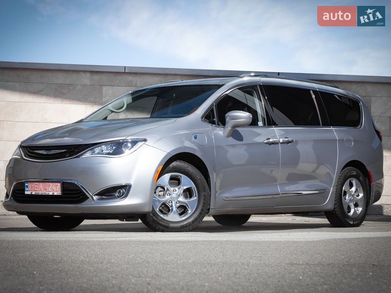 Chrysler Pacifica 2019