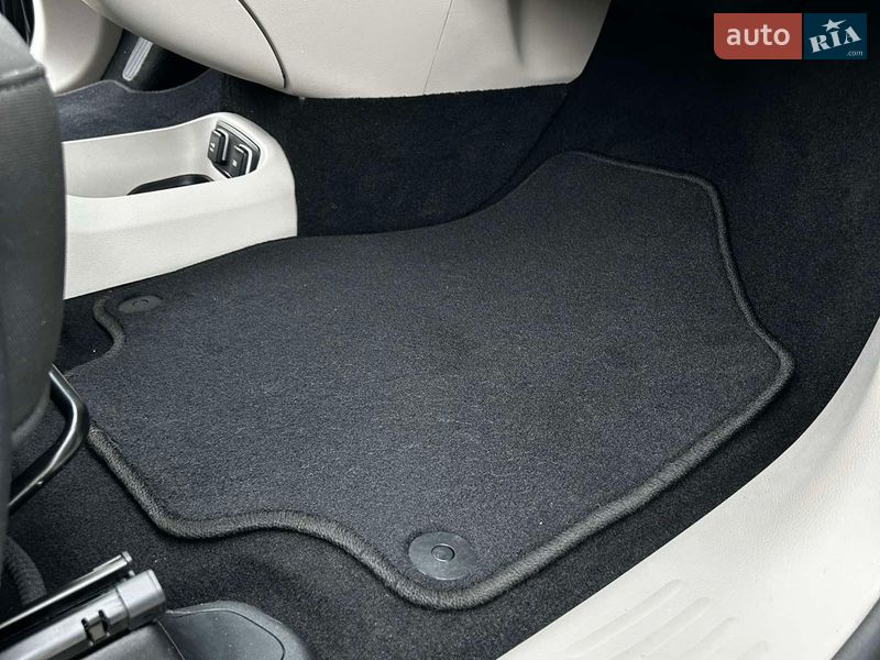 Мінівен Chrysler Pacifica 2019 в Одесі